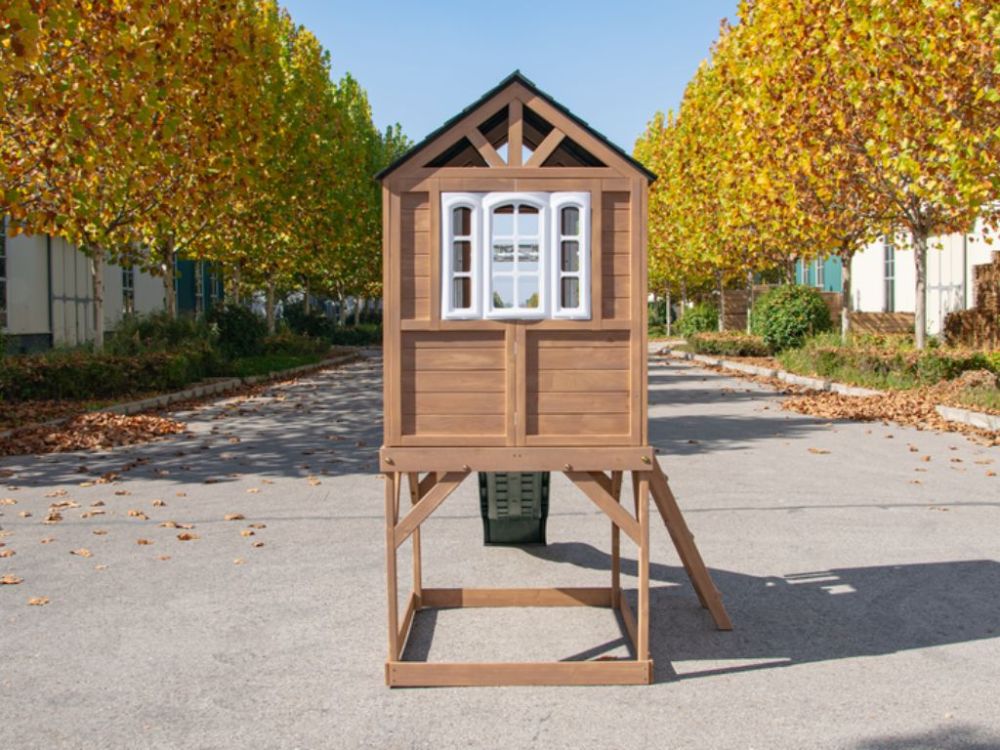 Dječja drvena vrtna kućica s toboganom